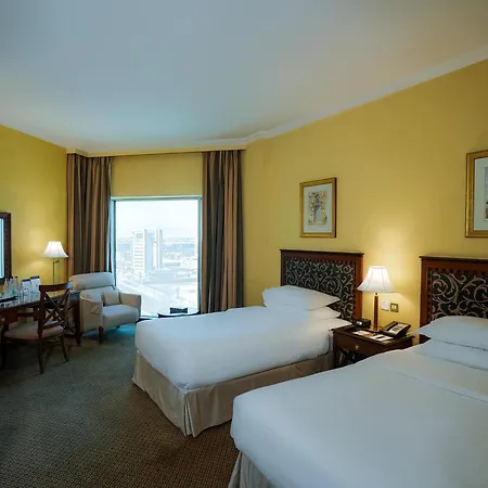 Sheraton Dammam Hotel & Convention Centre Exterior photo