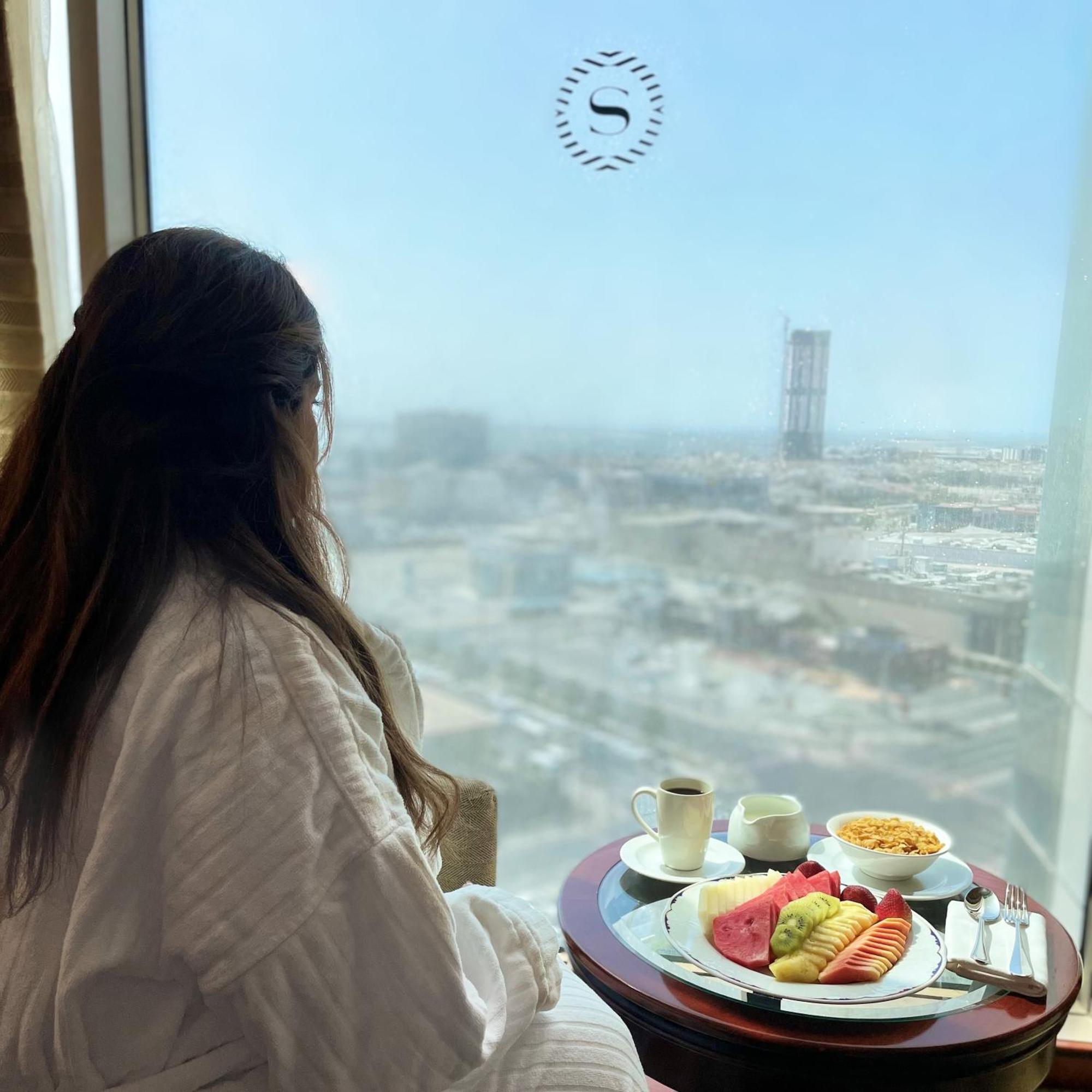 Hotel Sheraton & Convention Centre 5*