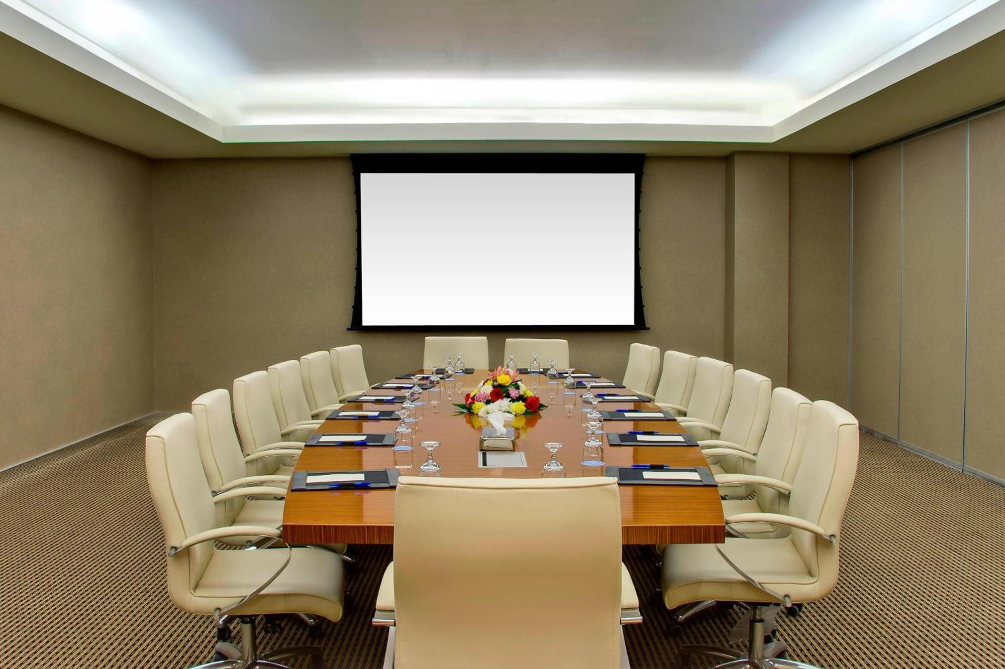 Sheraton & Convention Centre 5* Dammam