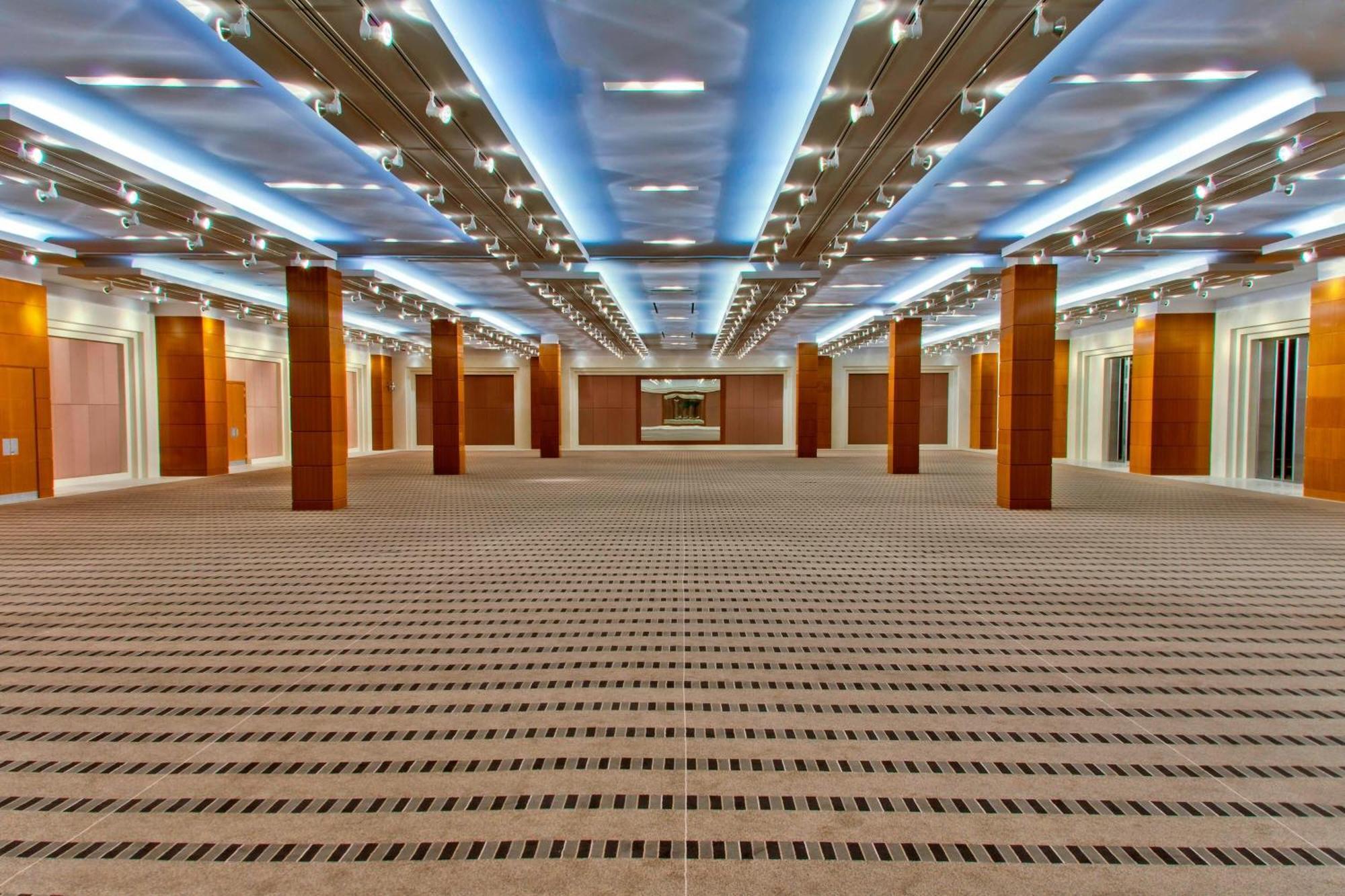 Sheraton & Convention Centre होटल Dammam