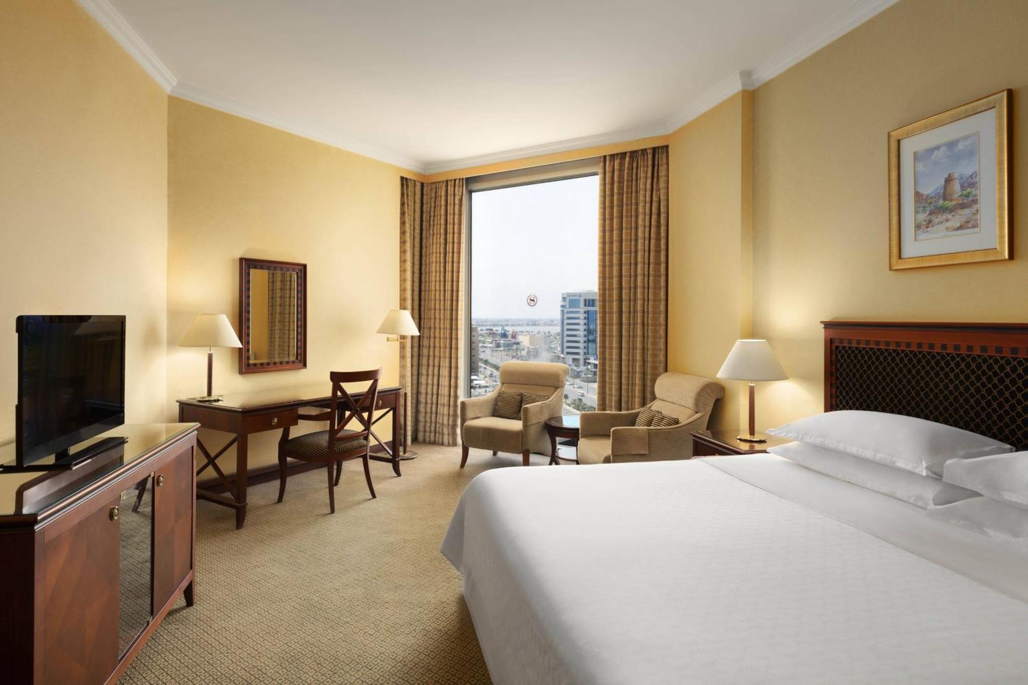 Sheraton & Convention Centre
