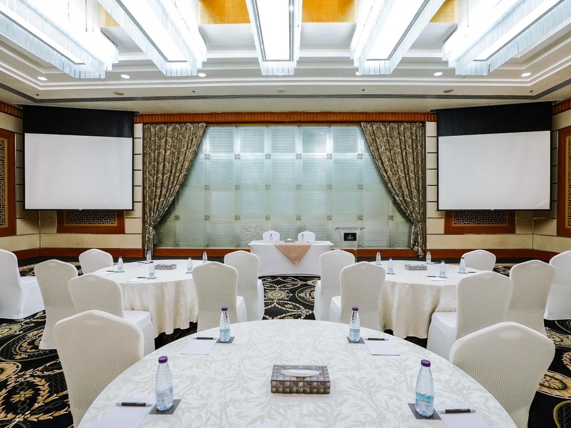 Sheraton & Convention Centre 5* Dammam