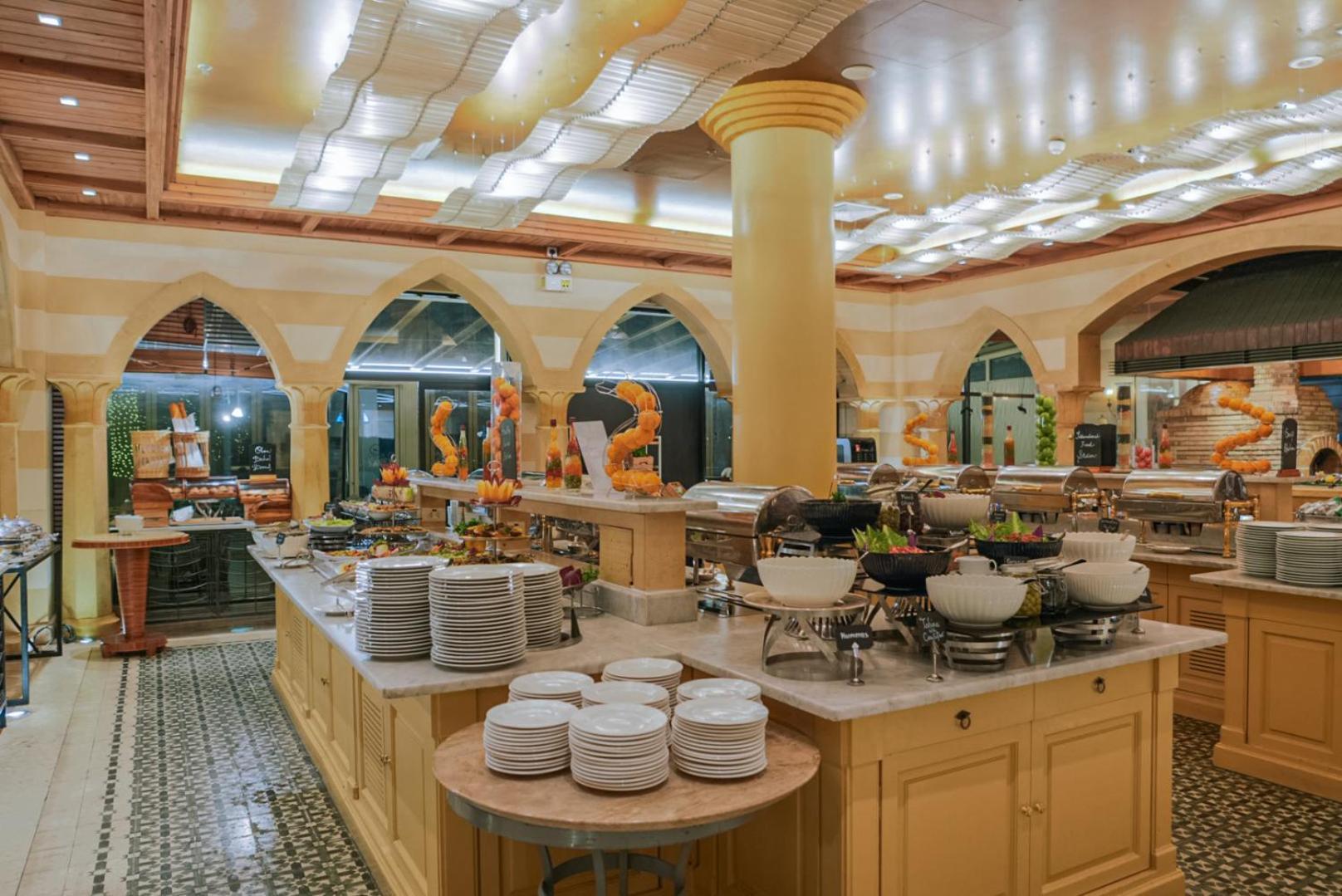 Sheraton & Convention Centre 5* Dammam